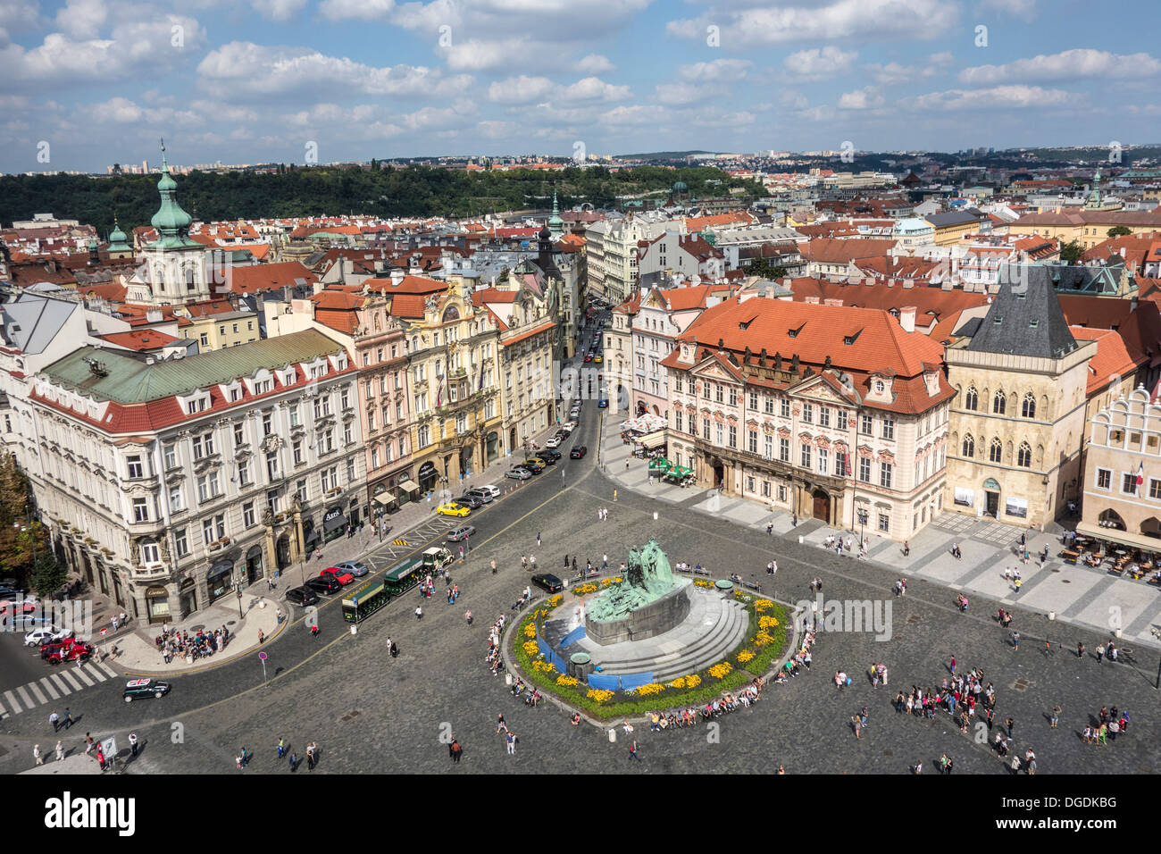 Luftaufnahme von Prag von oben des Rathauses Stockfoto