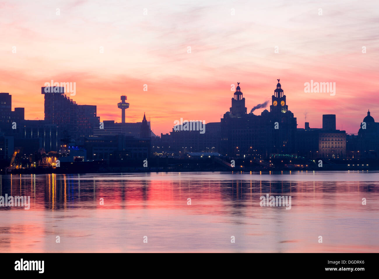 Liverpool Skyline Waterfront Sonnenaufgang Stockfoto