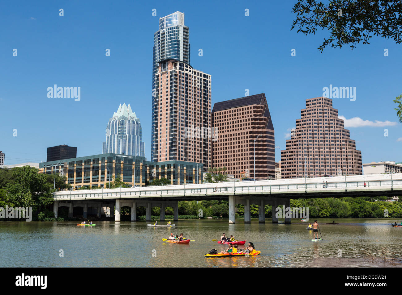 Skyline von Lady Bird Lake Austin Texas USA Stockfoto