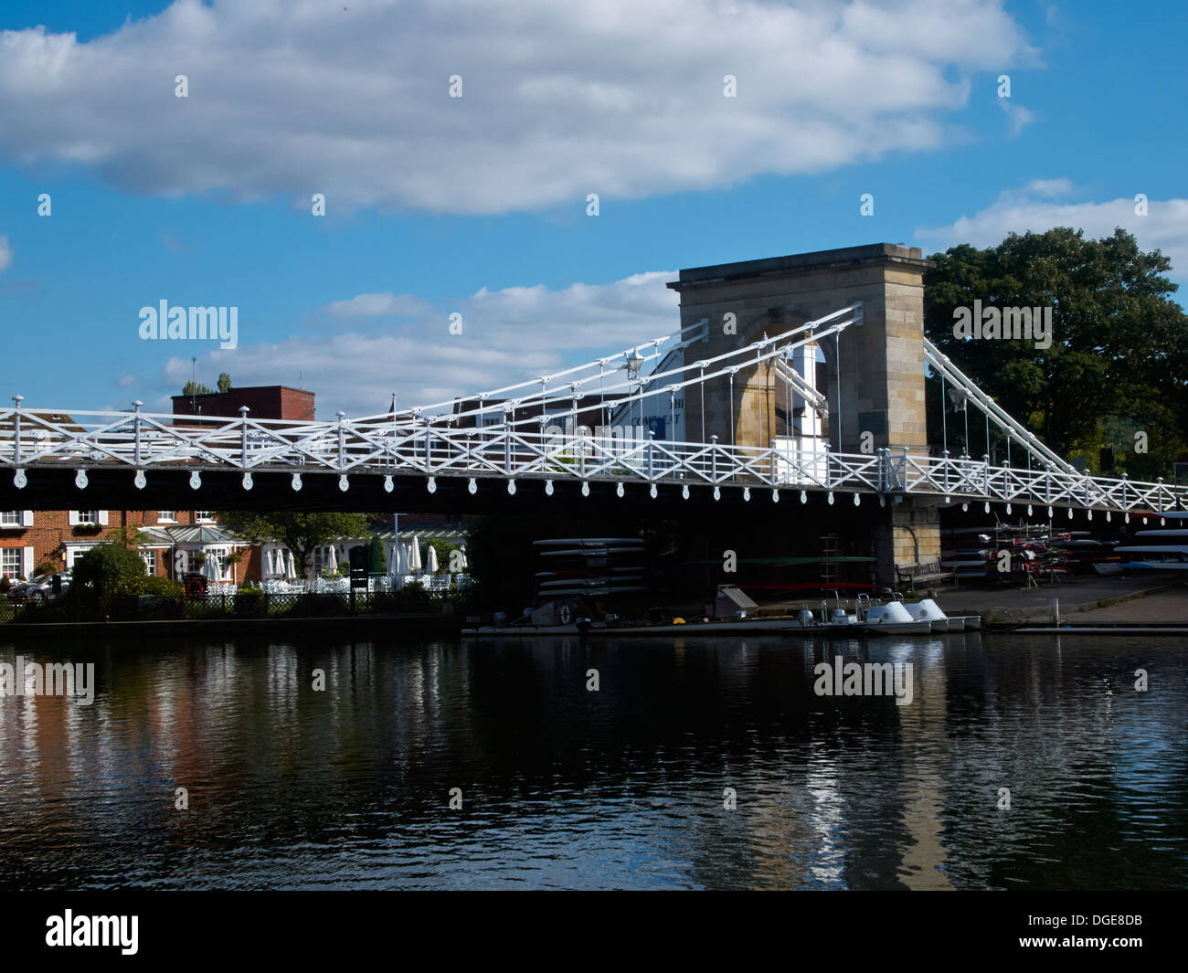 Themse-Hängebrücke bei Marlow, England Stockfoto