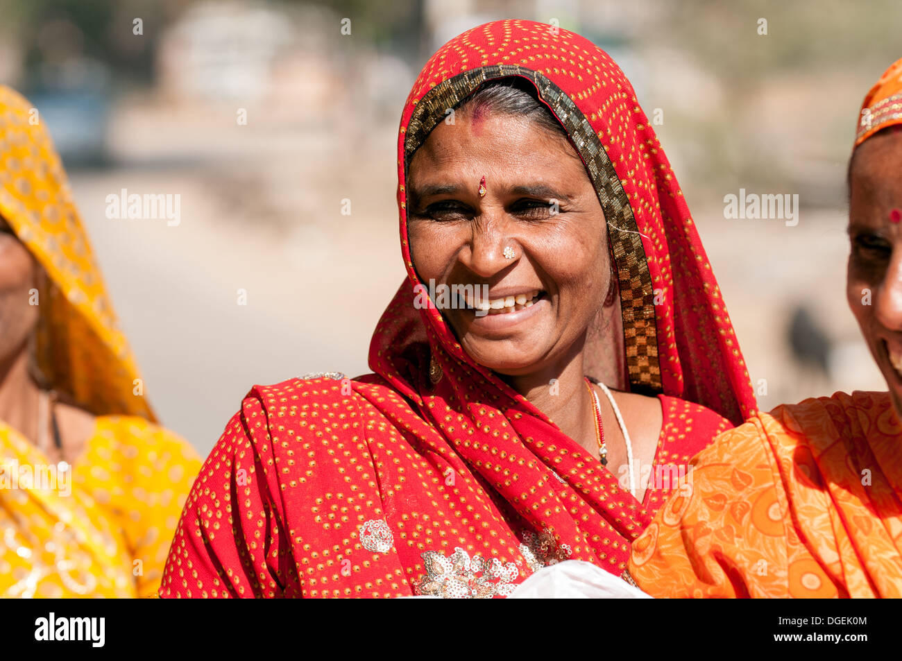 Lächelnde Frau Rajasthani Stockfoto