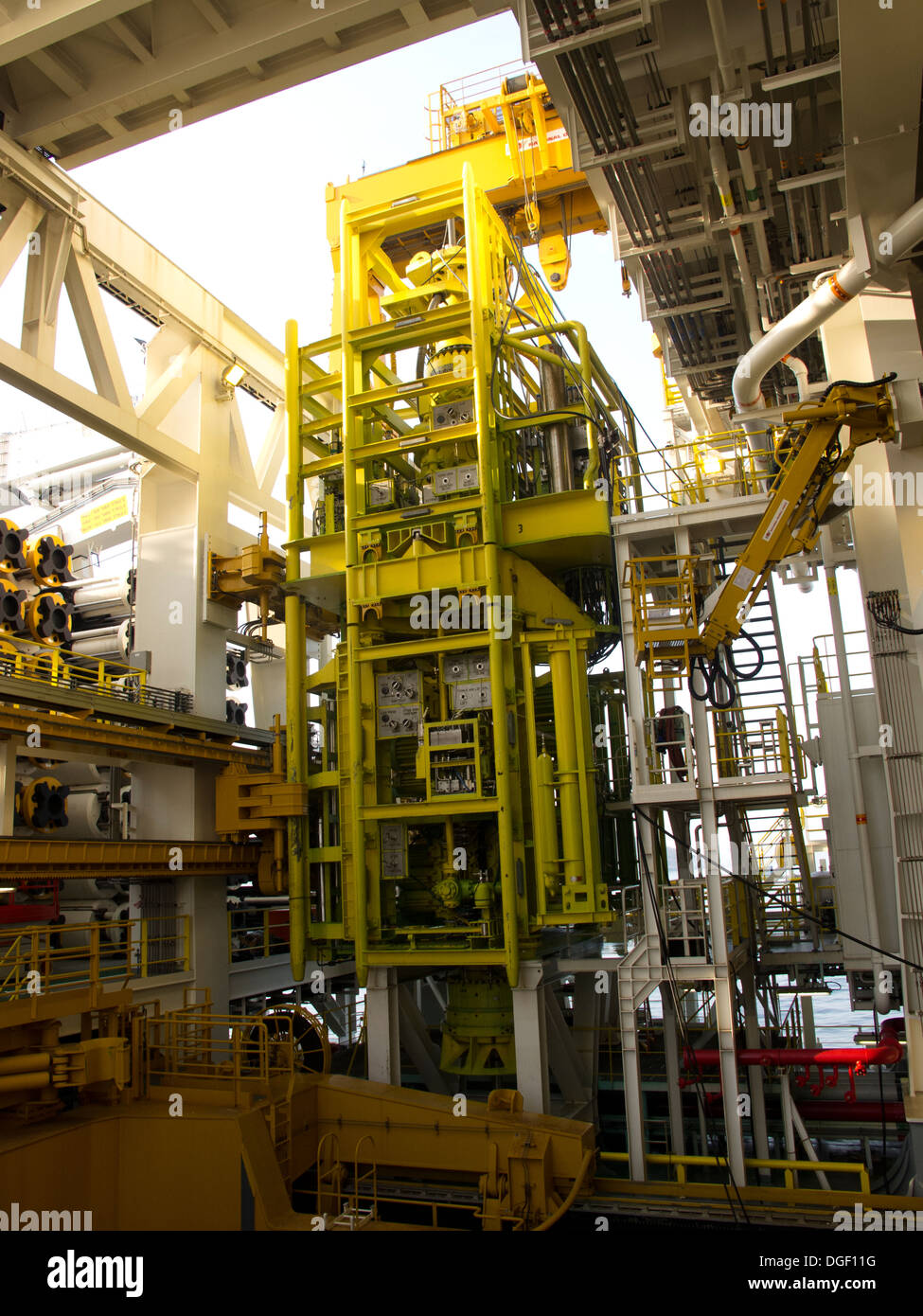 BOP Blow-out Preventer innen Ultra tiefe Wasser bohren Schiff Ocean Rig Mykonos. Stockfoto
