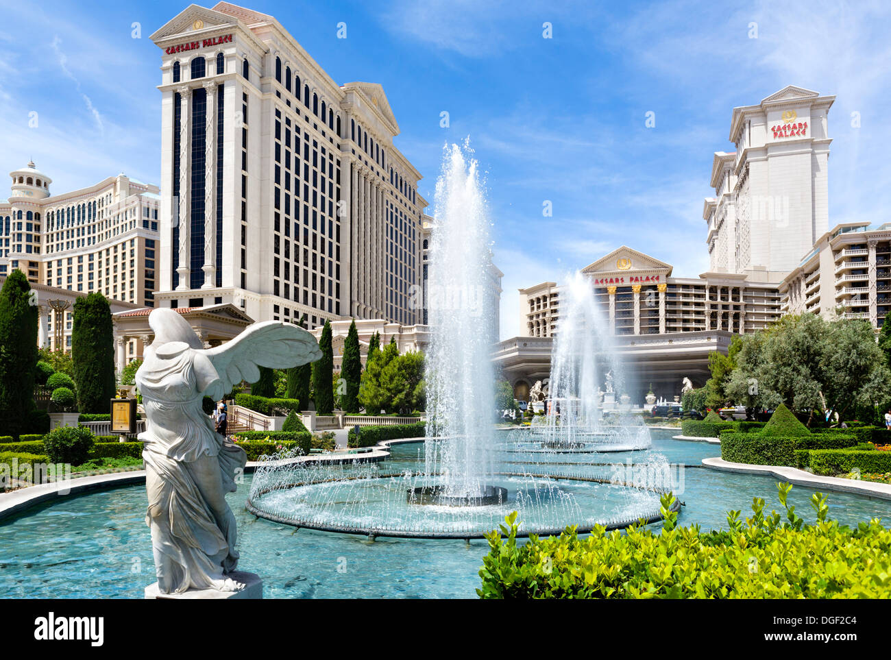 Winged Sieg von Samothrace Statue vor Caesars Palace, Las Vegas Boulevard South (The Strip), Las Vegas, Nevada, USA Stockfoto