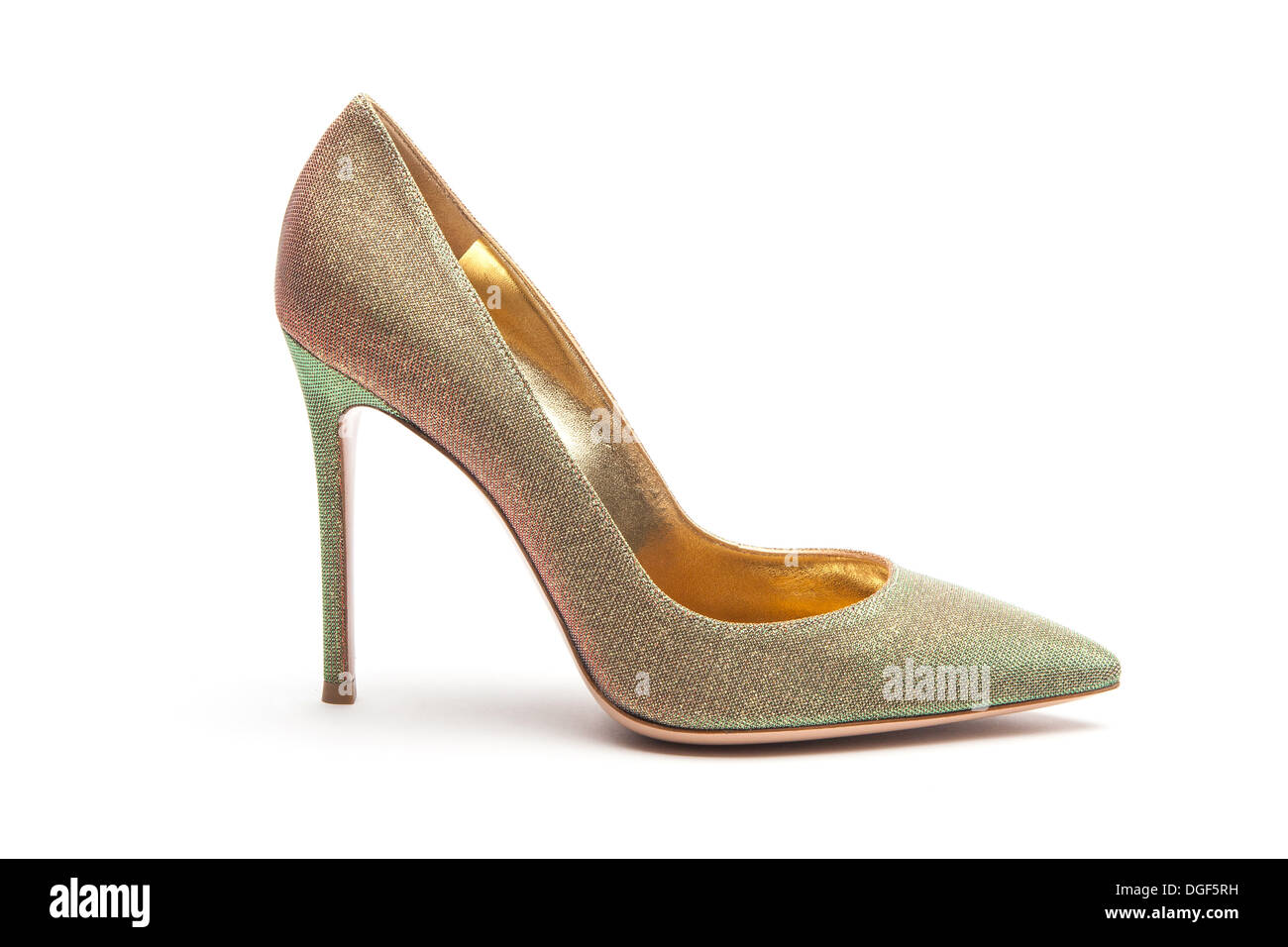 Highheels vor einem weißen Hintergrund mit Studiobeleuchtung erschossen Stockfoto