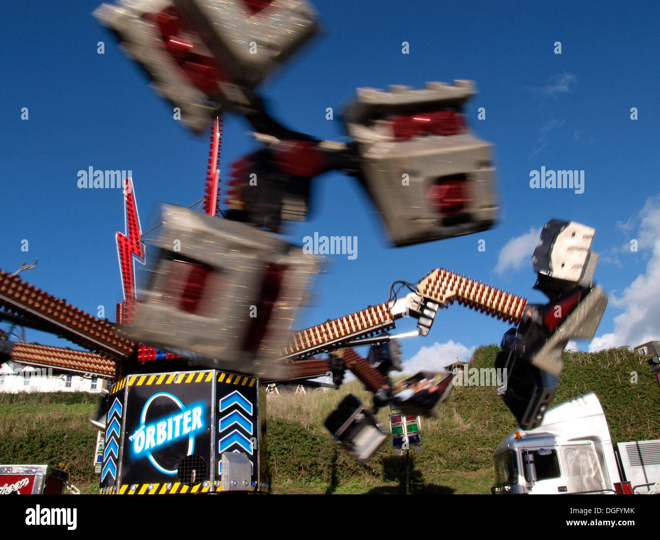 Taifun Orbiter Festplatz Fahrt, Bude, Cornwall, UK Stockfoto