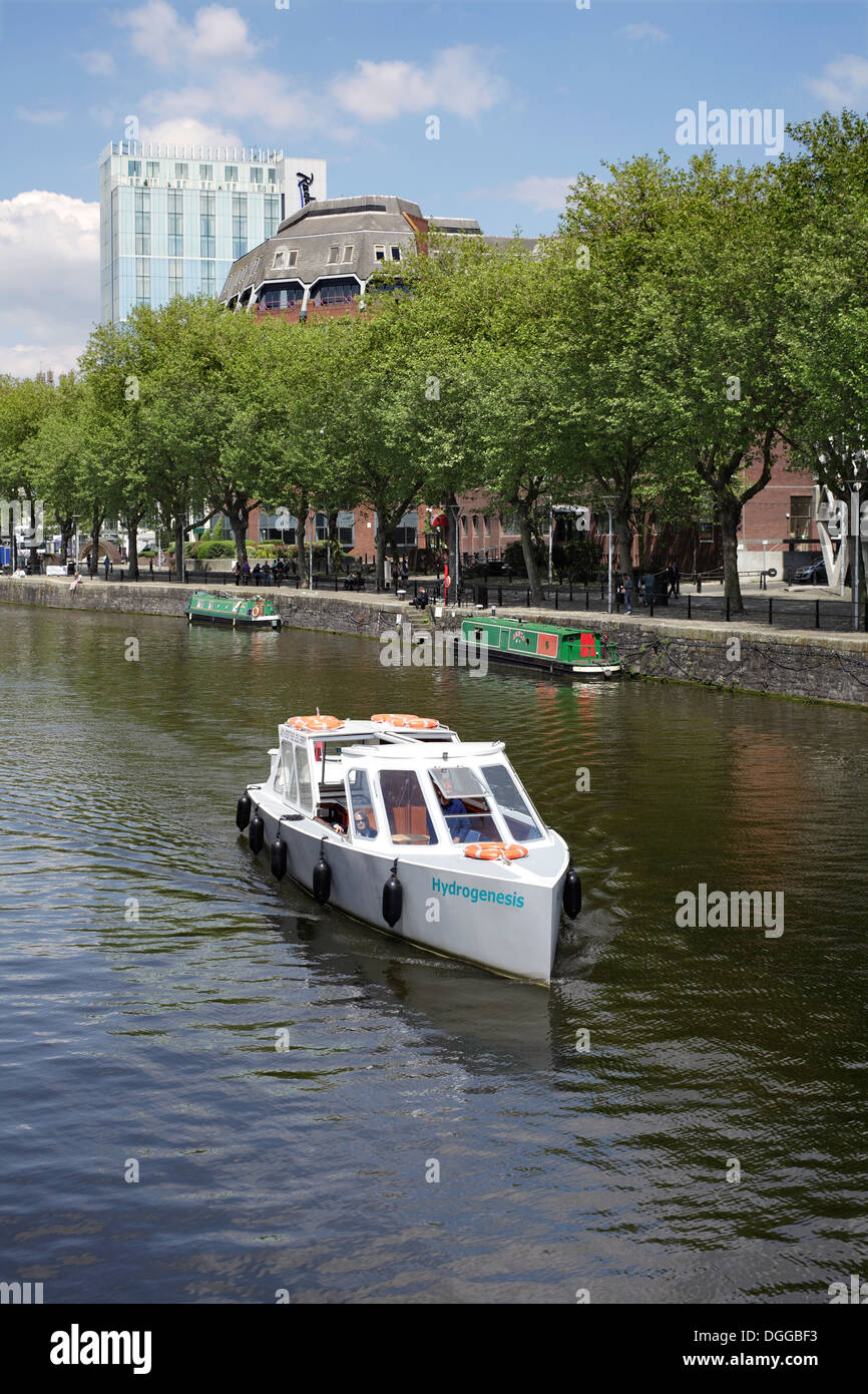 Großbritanniens erste Wasserstoff-Brennstoffzelle ferry, Hydrogenesis, in Bristol Docks. Stockfoto