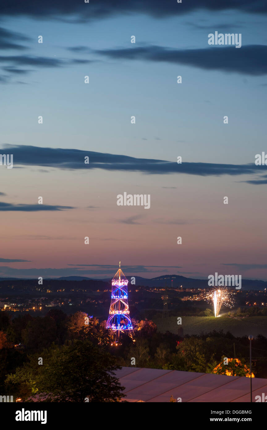 Beleuchtete Killesbergturm Ausschau auf das Festival of Lights, Stuttgart, Baden-Württemberg Stockfoto