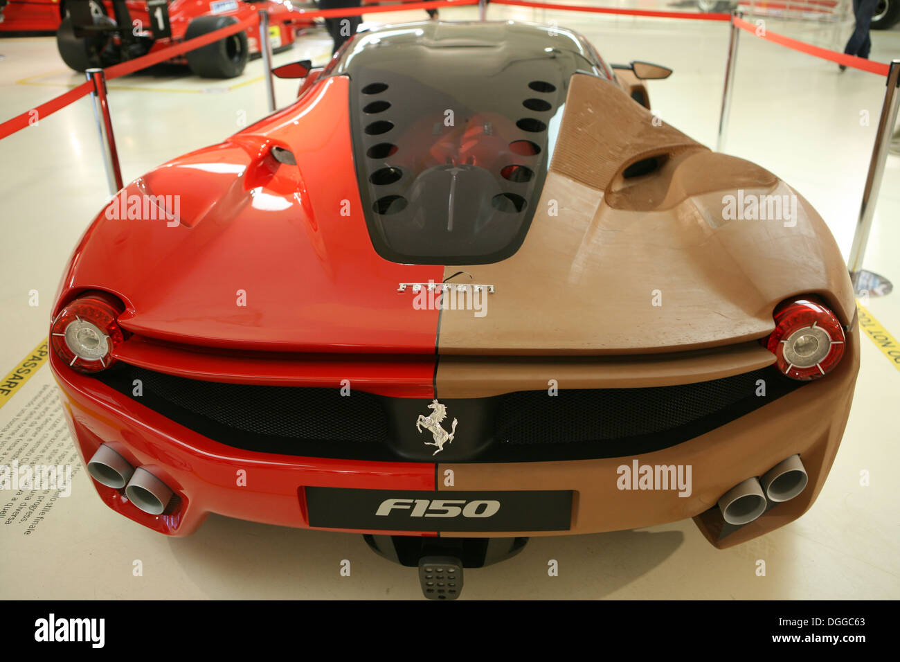 Ferrari F150 1: 1 Modell in Ton Stockfotografie - Alamy