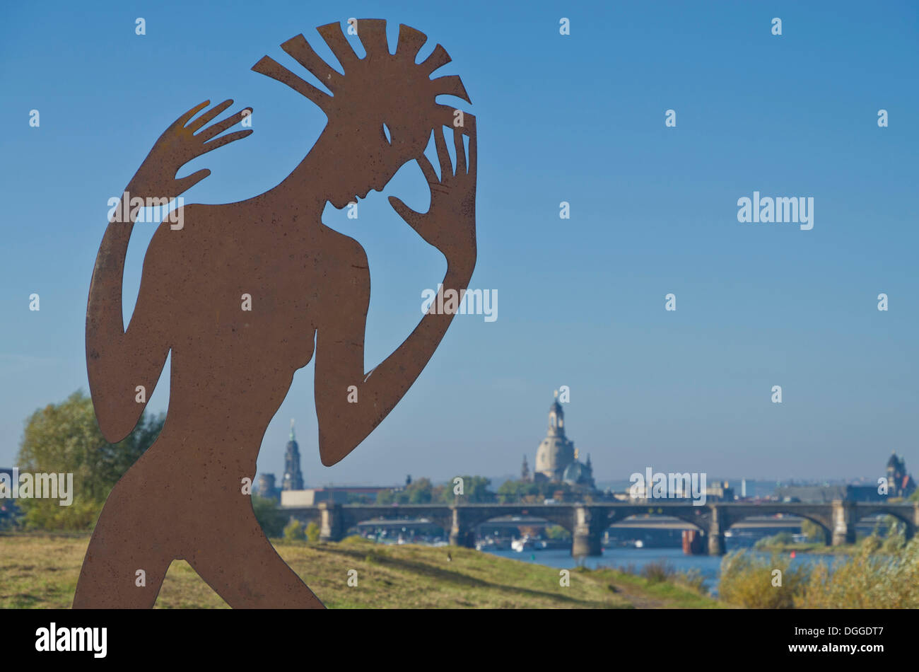 Metall-Skulptur am Ufer des Flusses Elbe, Dresden, Sachsen Stockfoto