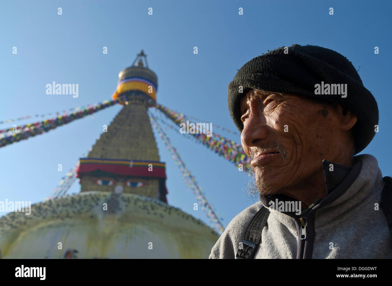 Pilger vor Boudnath Stupa, Bagmati Zone, Nepal Kathmandu-Tal, Kathmandu, Kathmandu Bezirk Stockfoto