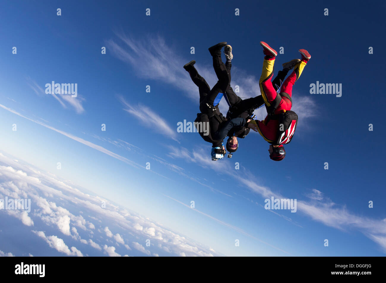 Bildung Fallschirmspringer frei auf den Kopf fallen Stockfoto