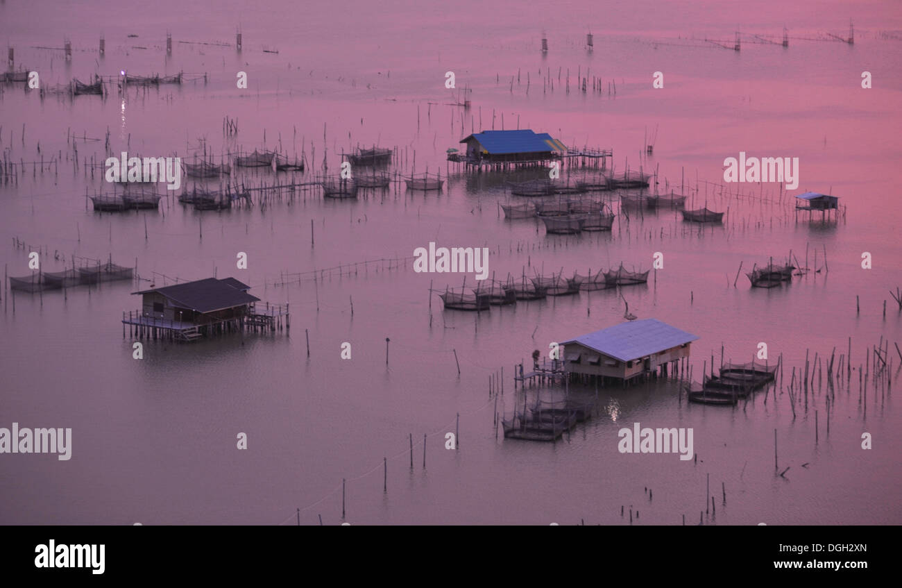 Sonnenuntergang über Songkhla Lakein Südthailand Stockfoto