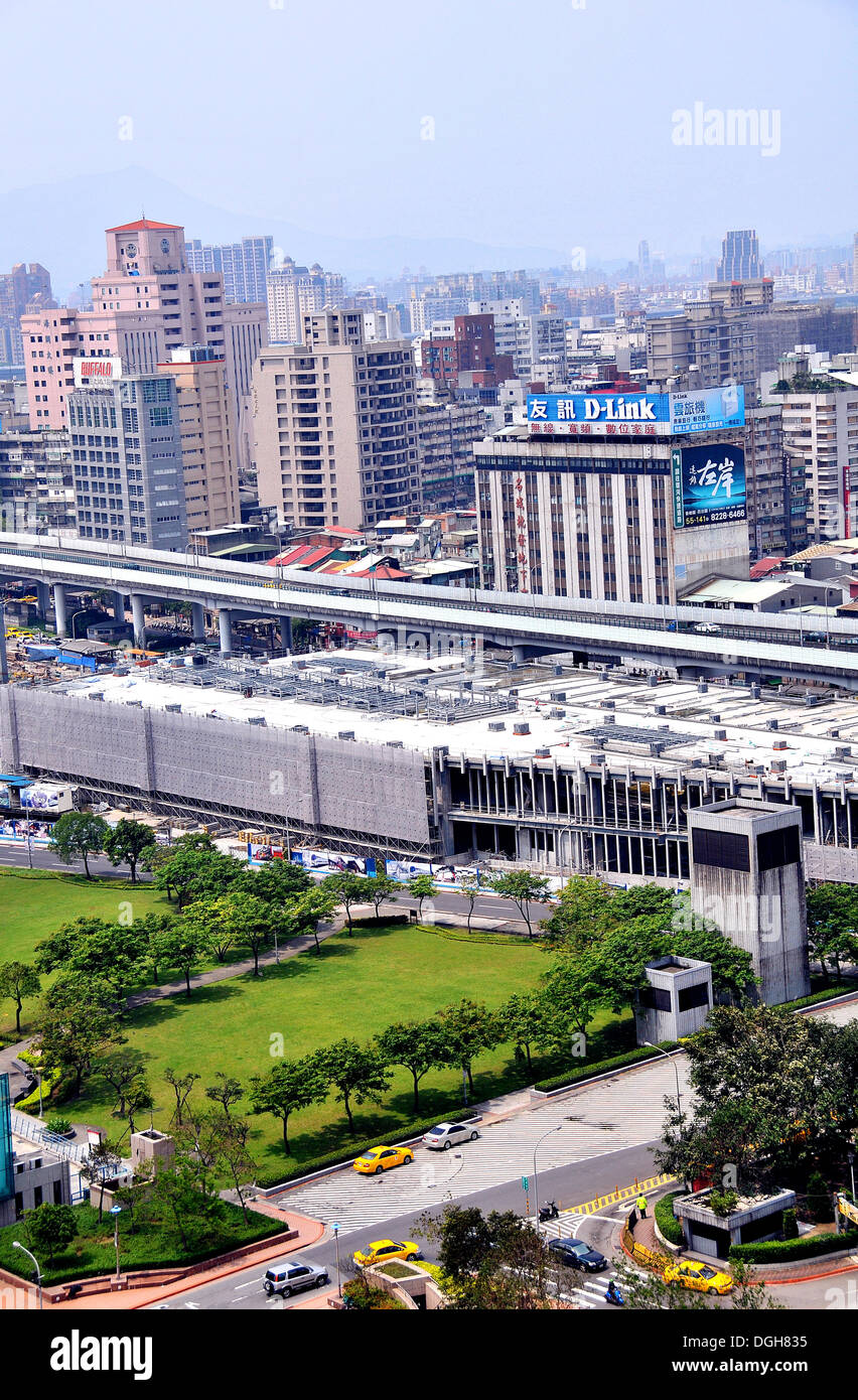 Aerial Autobahn überqueren die Stadt Taipeh-Taiwan Stockfoto