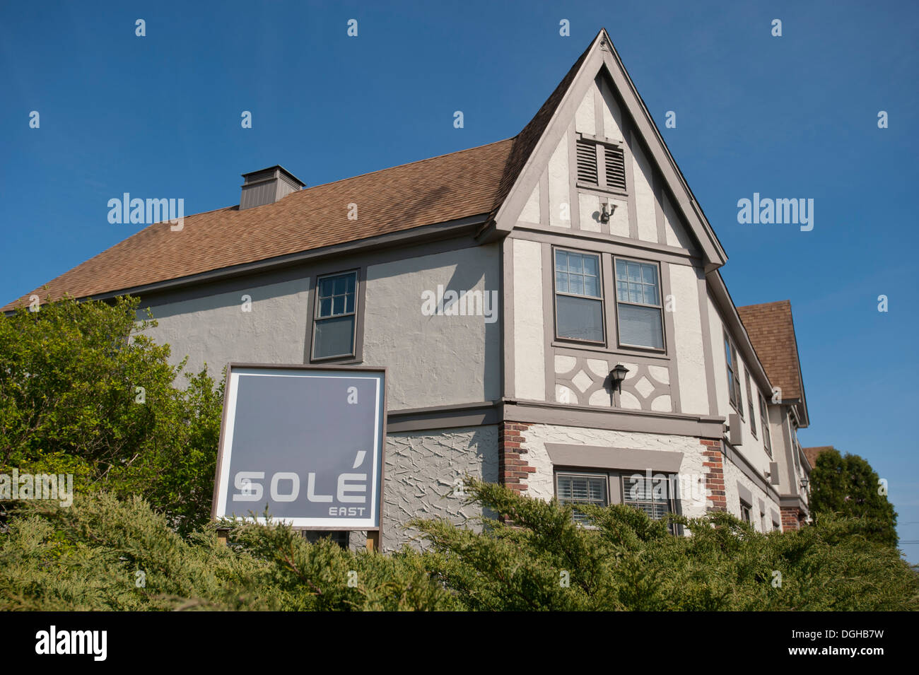 Montauk, New York - 25.04.12 - äußere des alleinigen Osten 90 zweite Haus Straße in Montauk, New York 25. April 2012. (Foto von Gordon M. Grant) Stockfoto