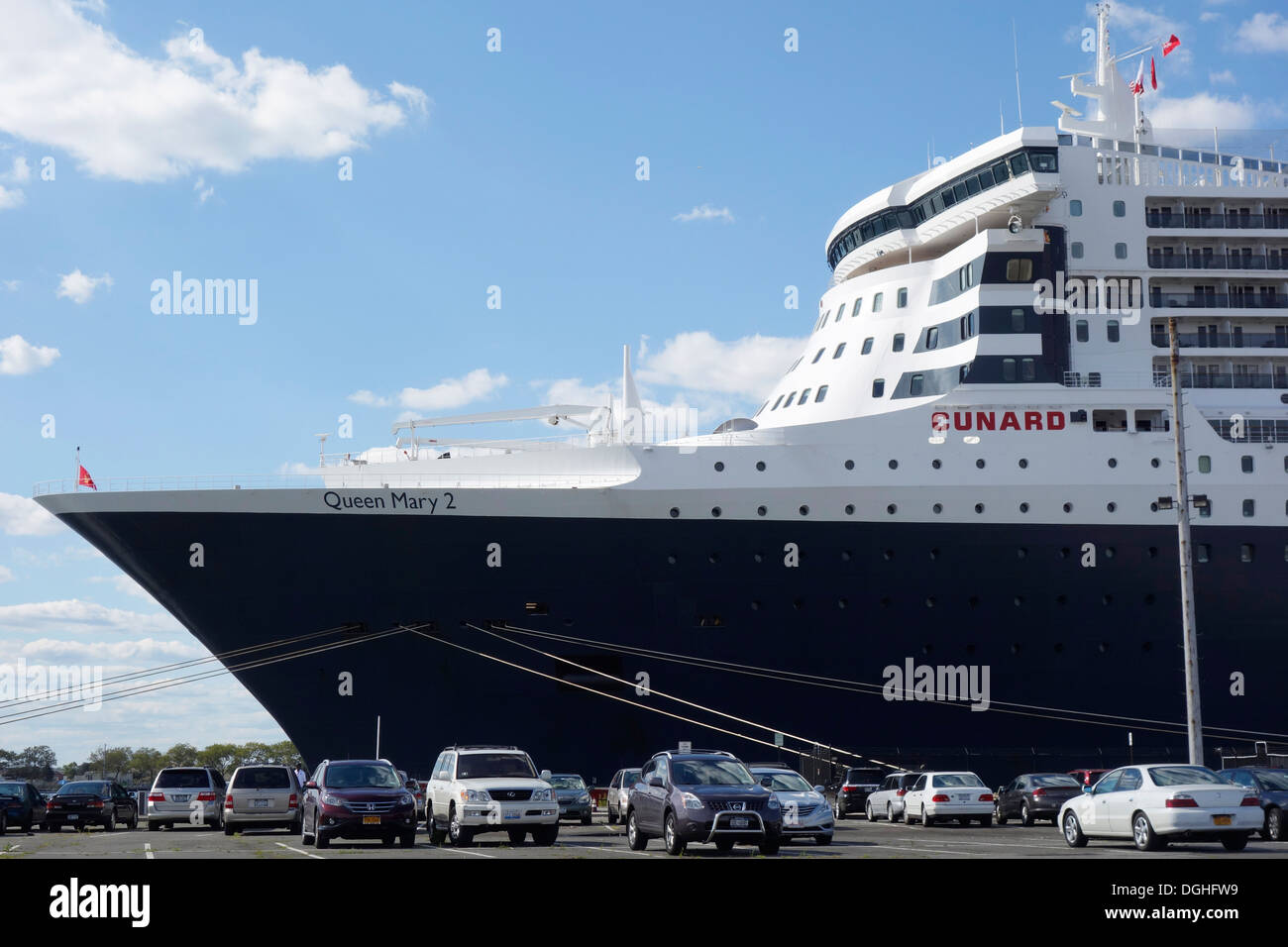 Queen Mary 2 angedockt Brooklyn NY Stockfoto