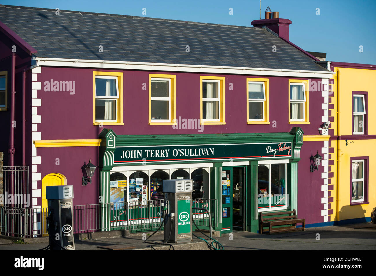 Tankstelle, Allihies, Ring of Beara, Irland, Europa Stockfoto