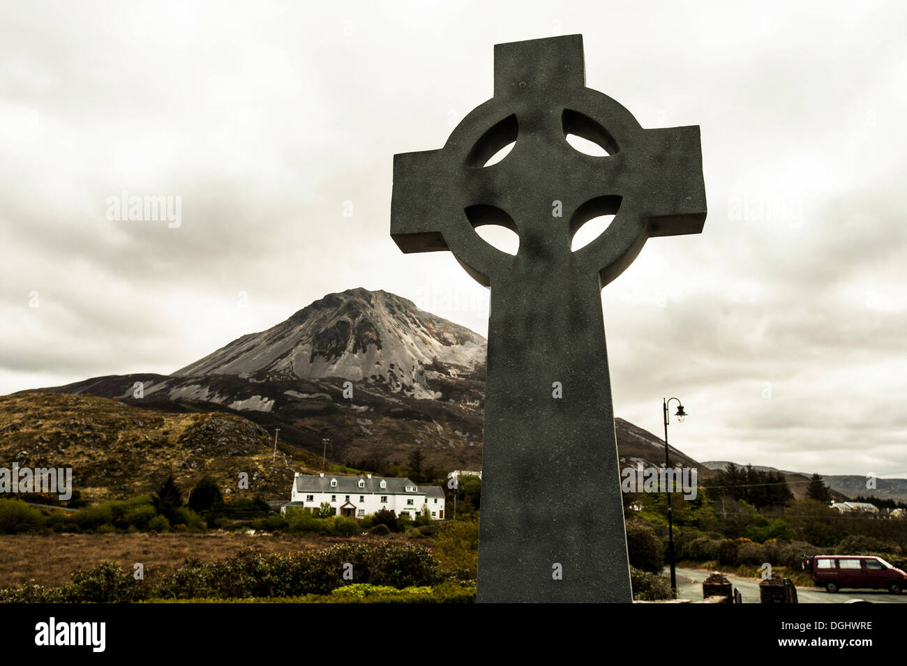 Keltische Ross vor Mt Errigal Geld betteln, County Donegal, Republik Irland, Europa Stockfoto