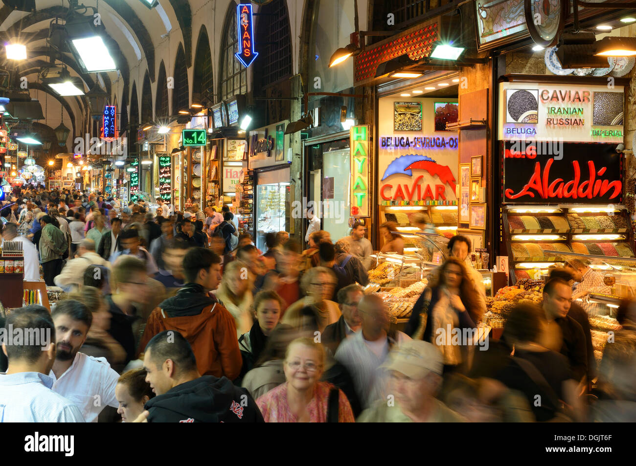 Gewürzbasar, ägyptischer Basar, Misir Carsisi, Eminönü, Istanbul, europäische Seite, Provinz Istanbul, Türkei, europäische Seite Stockfoto