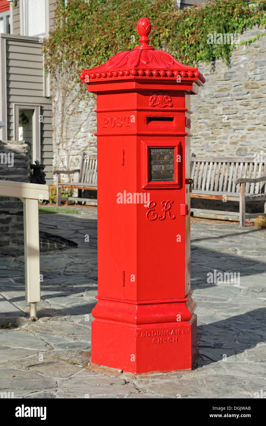 Historischer Briefkasten, Buckingham Street, Arrowtown, Südinsel, Neuseeland Stockfoto