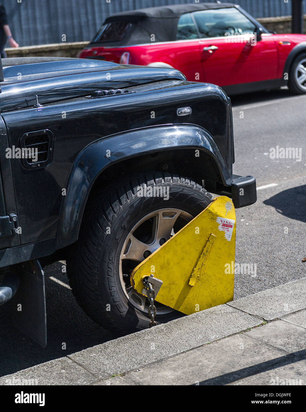 Ein eingespannten Fahrzeug. Stockfoto
