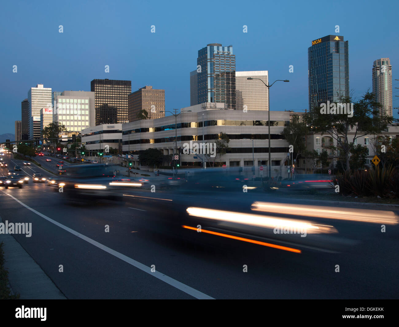 Santa Monica Boulevard Verkehr Unschärfe Stockfoto