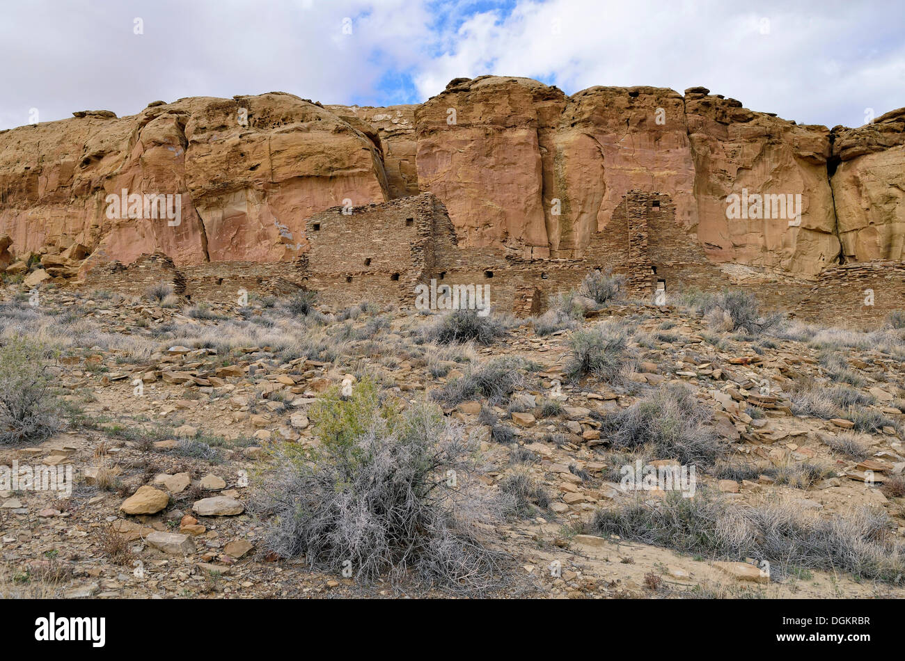 Historische Reste der Anasazi Siedlung Hugo Pavi Great House, 1000-1250 n. Chr., Chaco Culture National Historical Park Stockfoto