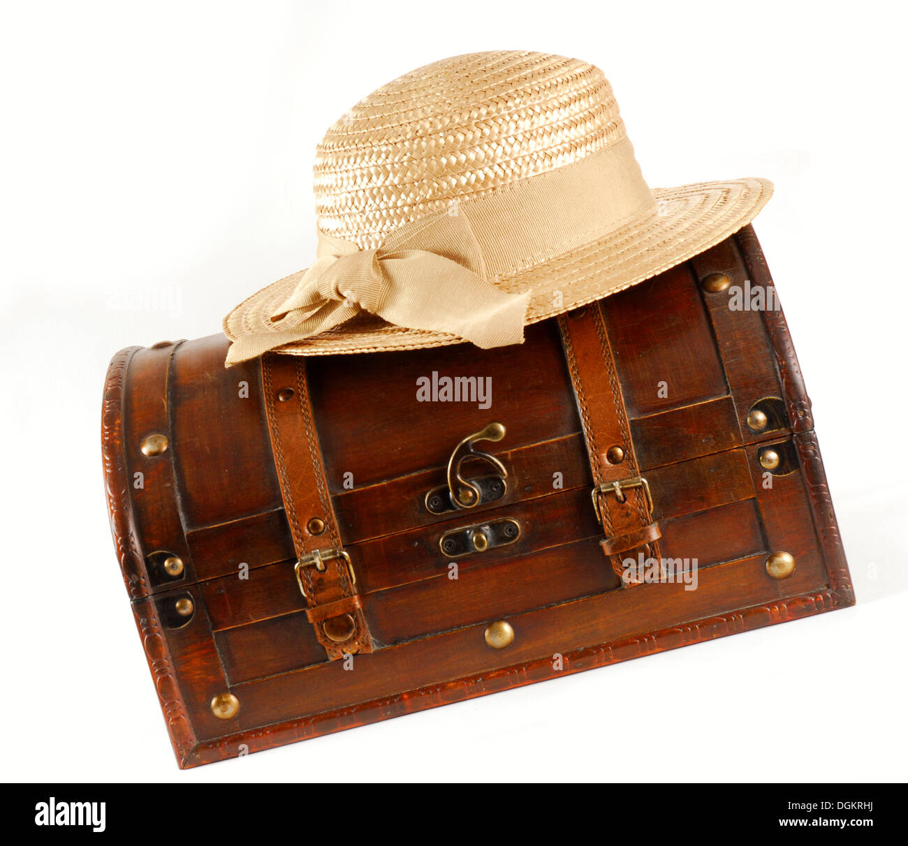 Ein Koffer und ein Hut Stockfoto