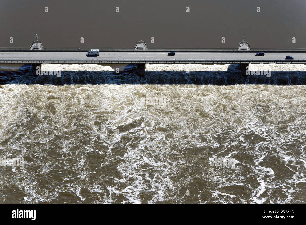 Luftaufnahme, Wehr in Geesthacht, Fluss Elbe, Geesthacht, Schleswig-Holstein, Deutschland Stockfoto