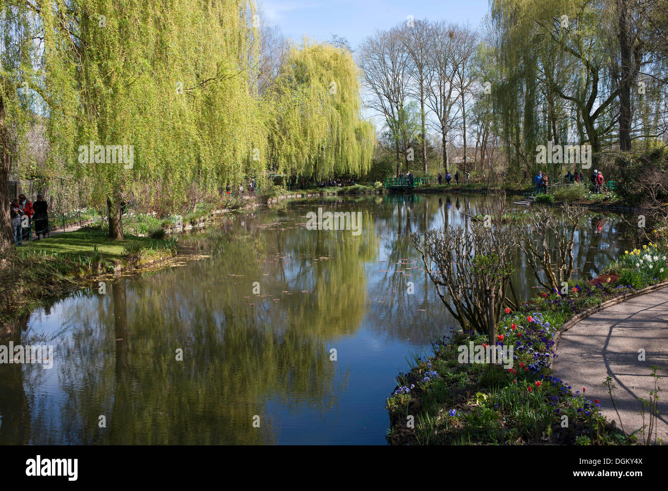 Seerosenteich im Frühling, Eigentum von Claude Monet, Giverny, Haute-Normandie, Frankreich Stockfoto