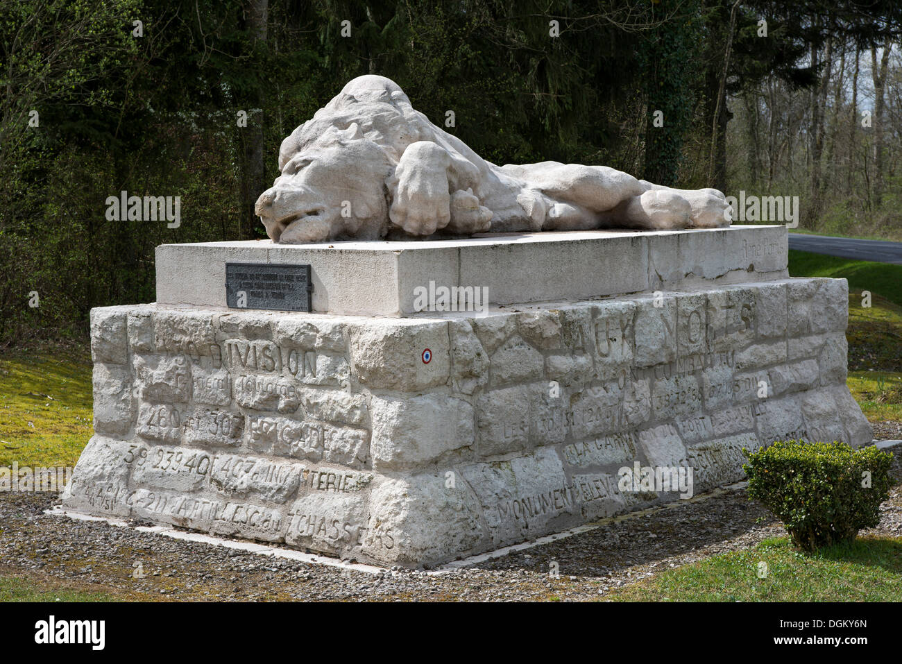 Grabmal mit einem Löwe Skulptur für belgische gefallenen, Verbindungen der Schlacht um Verdun, Erster Weltkrieg, Verdun Stockfoto