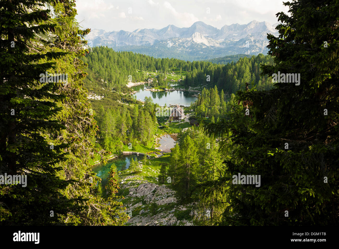 Koca pri triglavskih jezerih, sieben Seen Hütte, Nationalpark Triglav, Slowenien, Europa Stockfoto