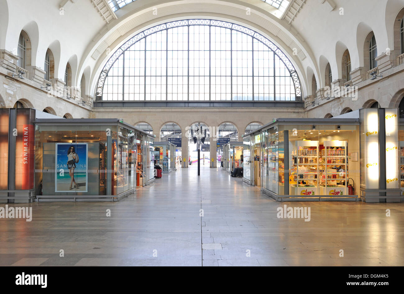 Bahnhofshalle des Gare de l ' est Railway Station, Paris, Frankreich, Europa Stockfoto