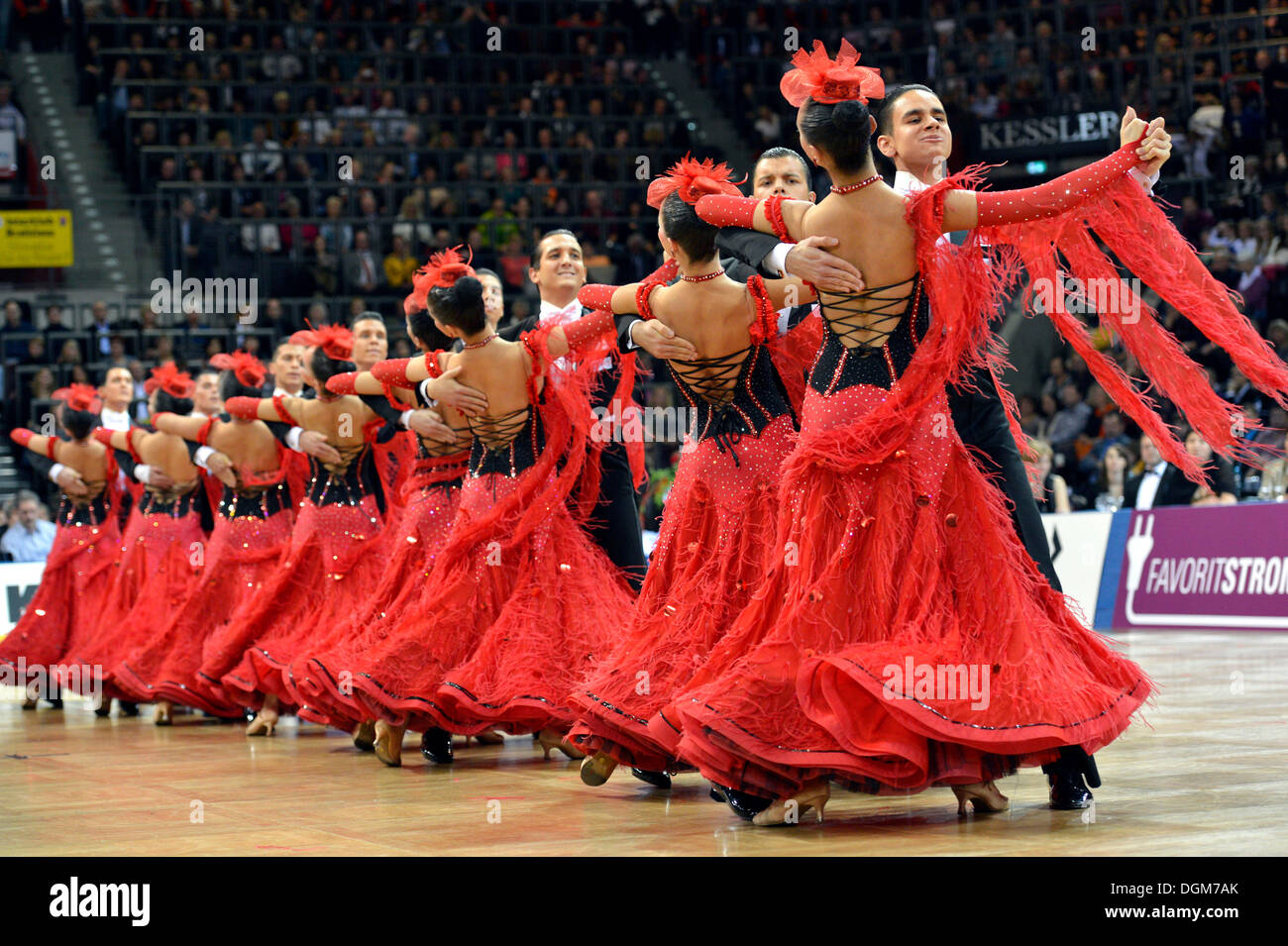 Weltstandard DanceSport Championship Formation, Szilver Tse, HUN, Ludwigsburg, Baden-Württemberg, Deutschland Stockfoto