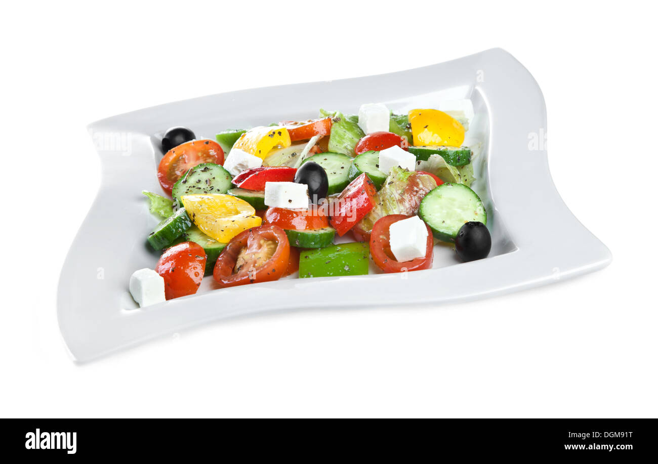 Frischer Salat aus Gemüse auf dem weißen Stockfoto