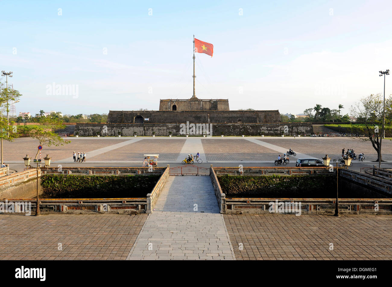 Zitadelle der Kaiserstadt in Hue, Fahnenmast, Hue, Nord-Vietnam, Vietnam, Südostasien, Asien Stockfoto