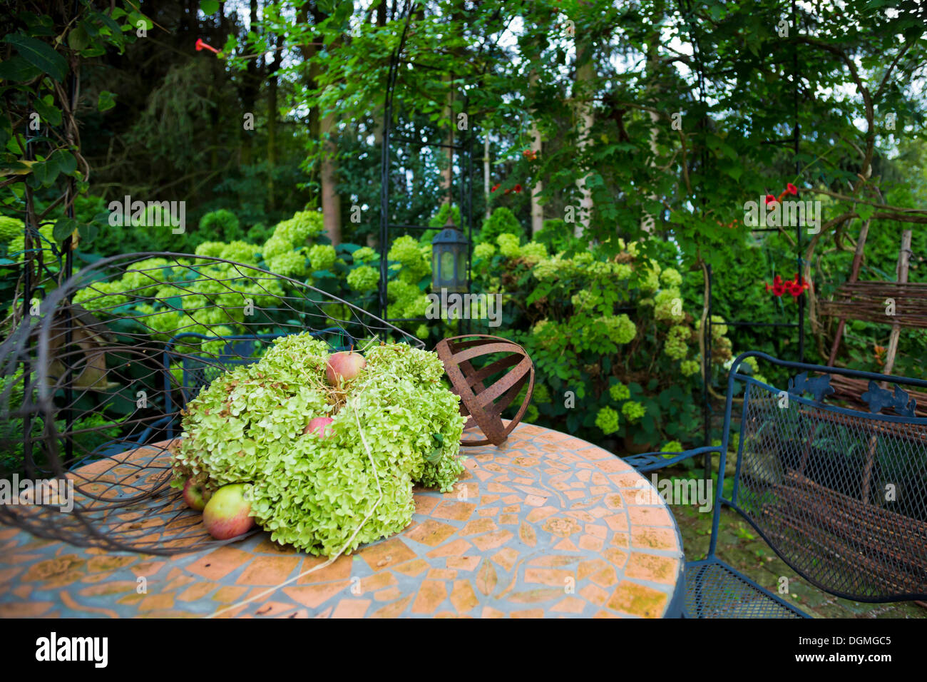 Romantischer Garten Stockfoto