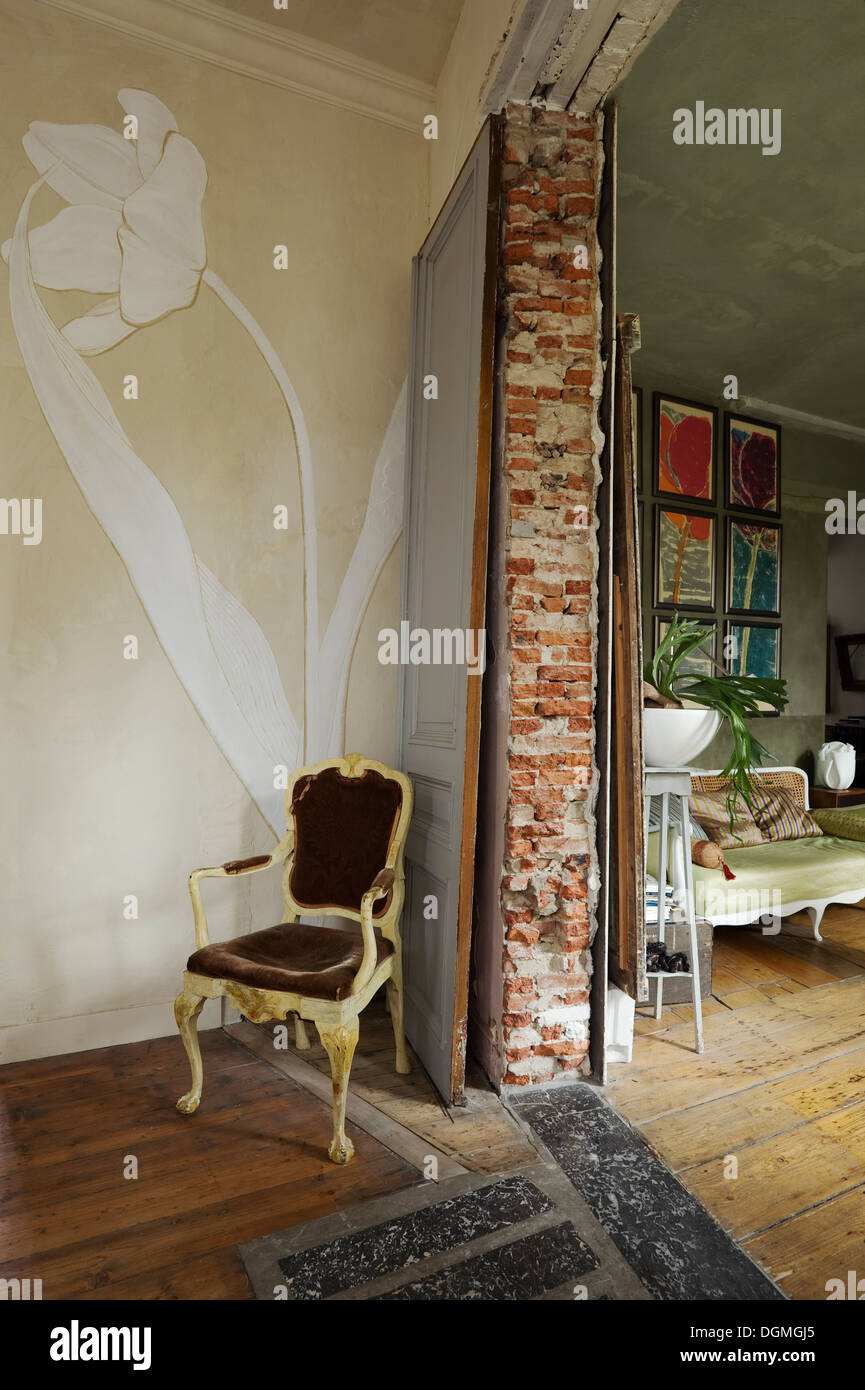Exposed Interior Brick Wall Stockfotos Exposed Interior