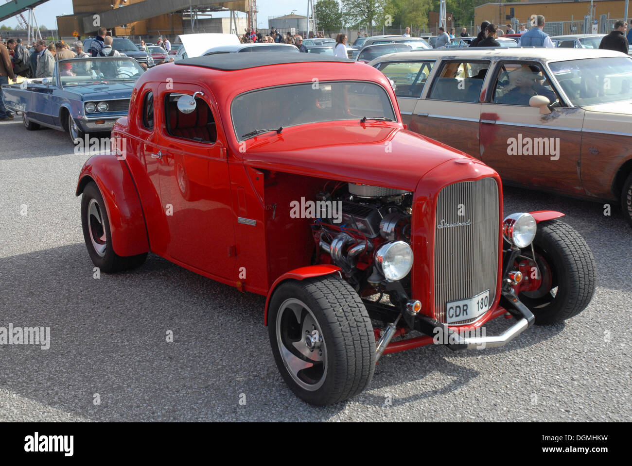 Juhani Custom HotRod 1998 bei einem Treffen Stockfoto