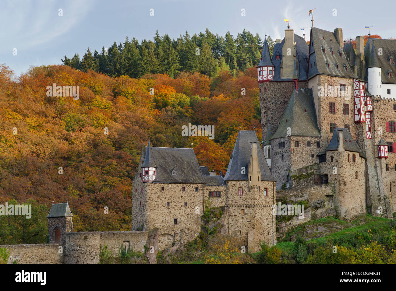 Burg Eltz Burg, eine Ganerbenburg gemeinsam von mehreren Familien