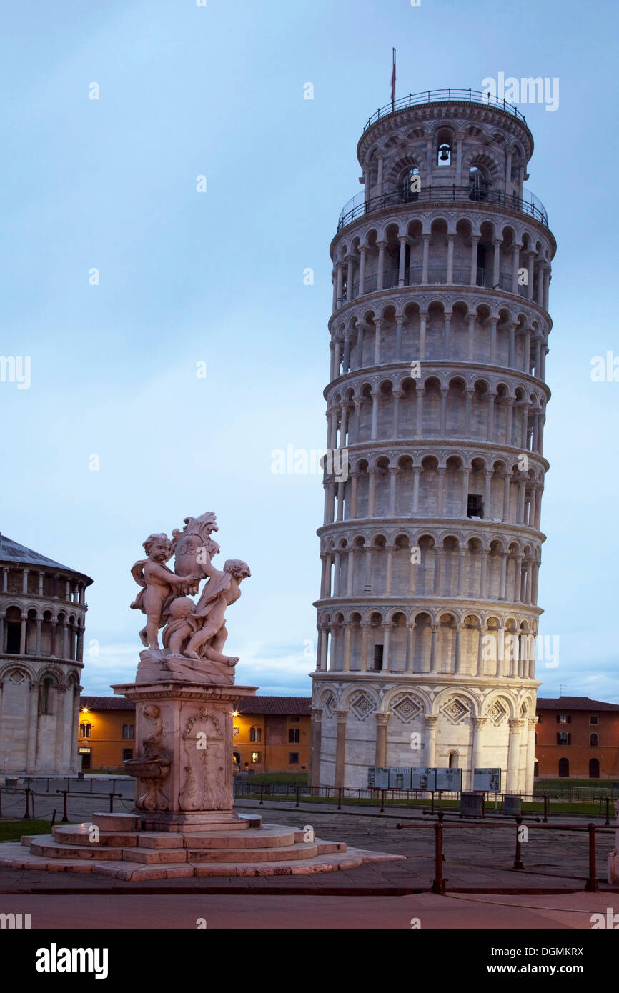 Campanile, der schiefe Turm von Pisa, Pisa, Provinz Pisa, Toskana, Italien Stockfoto