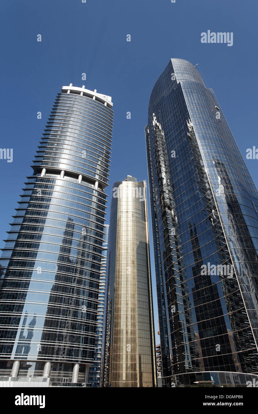 Wolkenkratzer nahe beieinander liegen, große Skala Bau Projekt, Jumeirah Lake Towers, Dubai, Vereinigte Arabische Emirate, Naher Osten Stockfoto