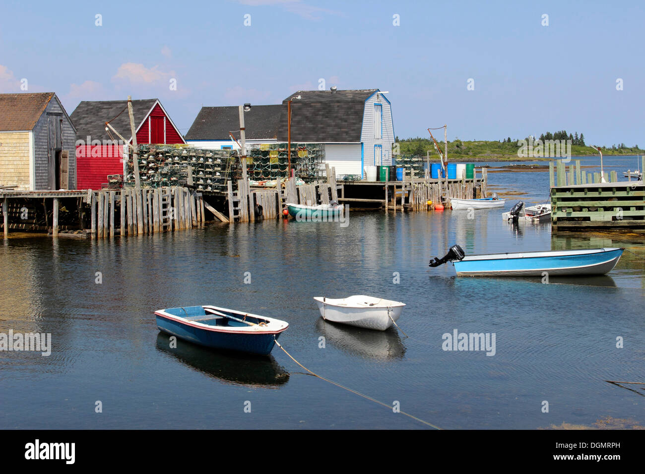 Boote, Blaue Grotte, Lunenburg, Seeprovinzen, Nova Scotia, Kanada Stockfoto