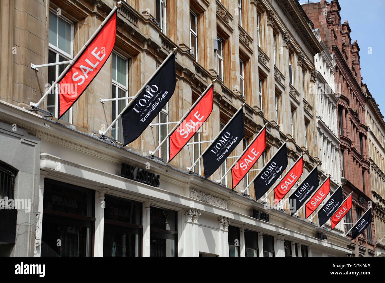 Verkauf Zeichen außerhalb der Haus von Fraser Kaufhaus an der Buchanan Street im Stadtzentrum von Glasgow, Rechtsdiskussion, UK Stockfoto
