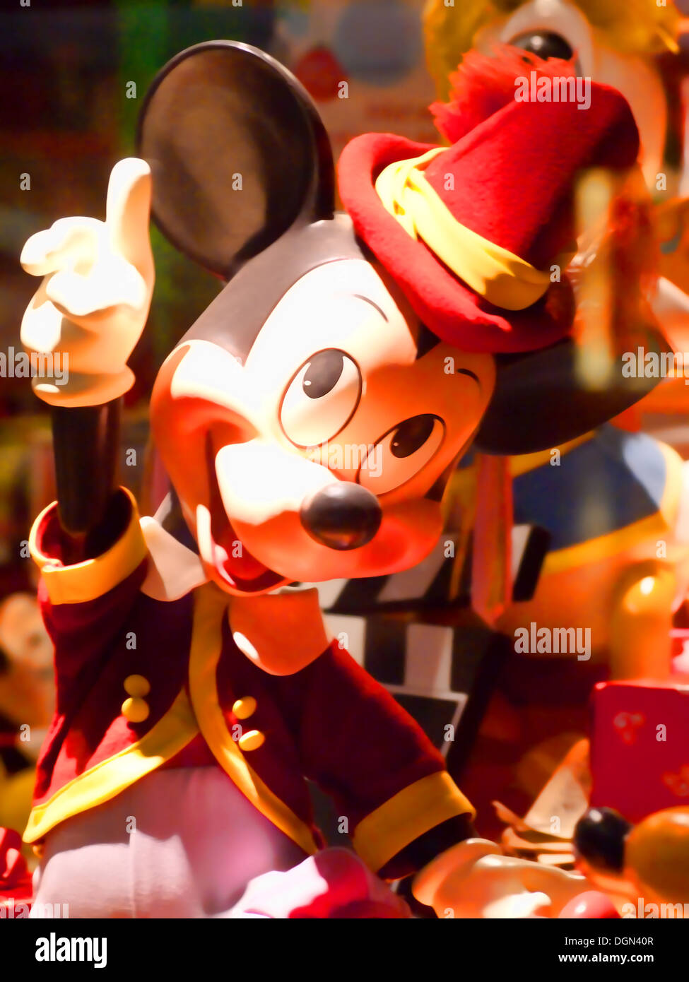 Statue von mickey mouse in einem Spielzeugladen Stockfoto