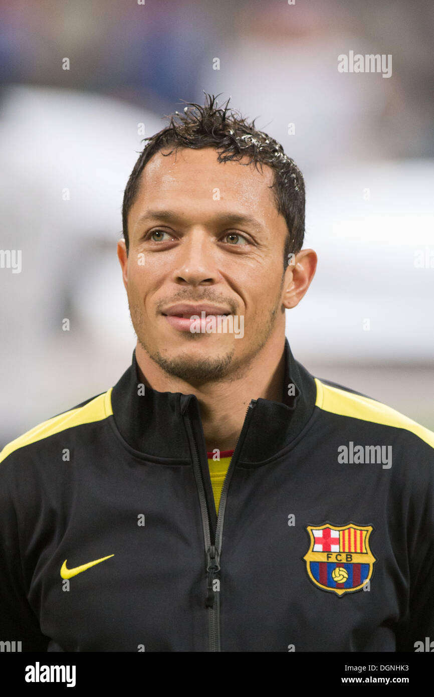 Mailand, Italien. 22. Oktober 2013. Adriano (Barcelona) Fußball / Fußball: UEFA Champions League-Gruppe H-Match zwischen AC Milan 1-1 FC Barcelona im Stadio Giuseppe Meazza in Mailand, Italien. © Enrico Calderoni/AFLO SPORT/Alamy Live-Nachrichten Stockfoto