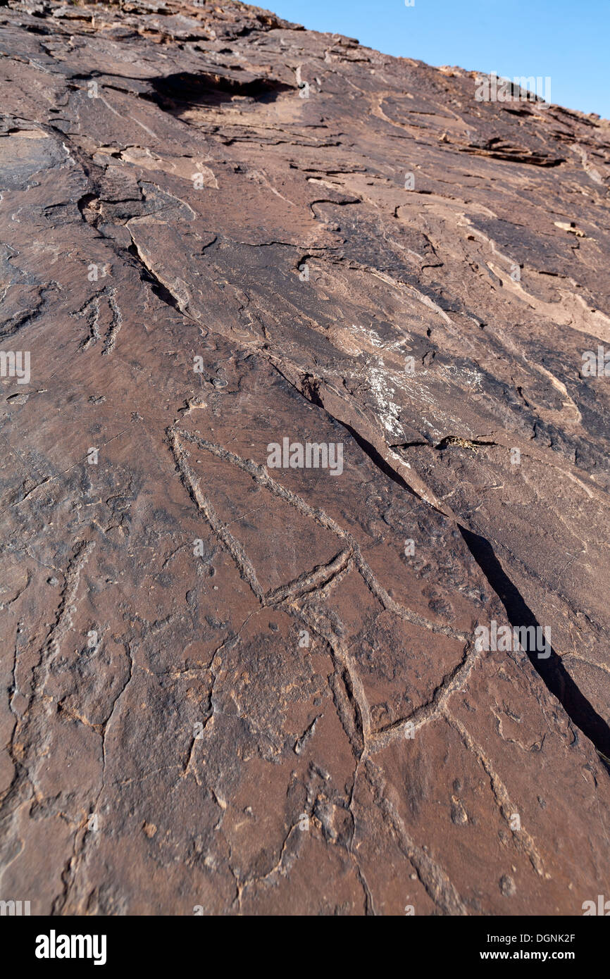 Prähistorische Felszeichnungen in Oukaimeden Skigebiet im hohen Atlas-Gebirge in Marokko Stockfoto