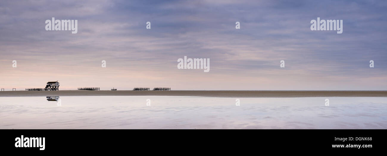 Stelzentheater Häuser, St. Peter-Ording, Eiderstedt, Nordfriesland, Schleswig-Holstein Stockfoto