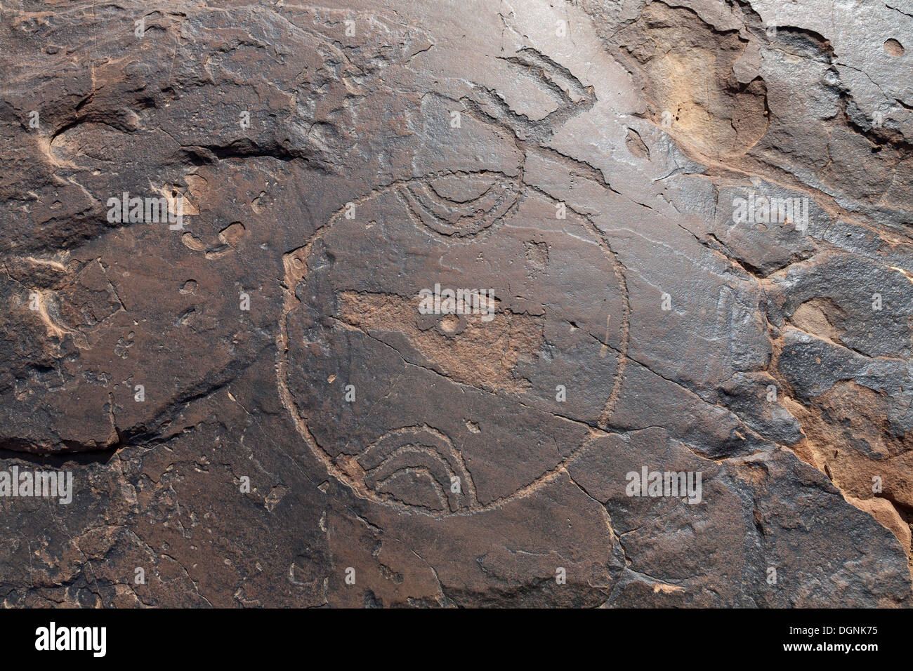 Prähistorische Felszeichnungen in Oukaimeden Skigebiet im hohen Atlas-Gebirge in Marokko Stockfoto