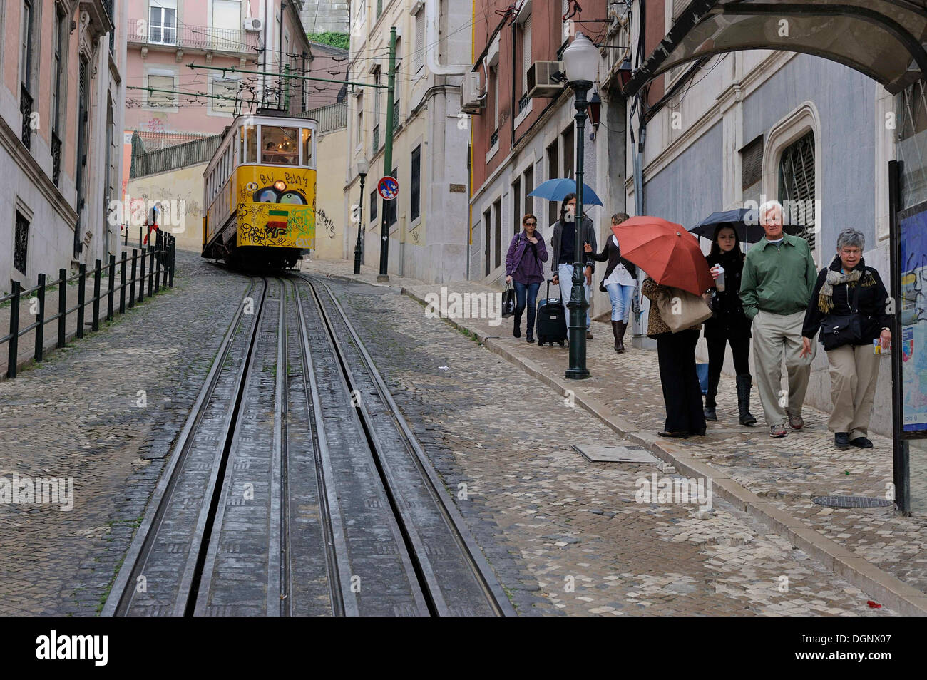 Elevador da Lavra, die älteste Standseilbahn Europas Stadt, Lissabon, Portugal, Stockfoto