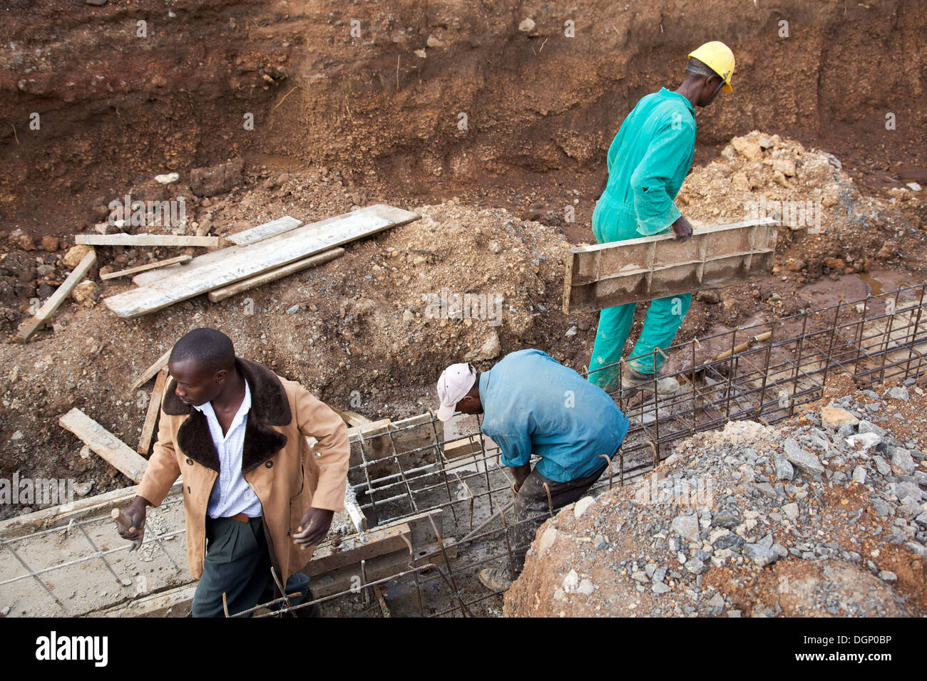 Chinesischen Einfluss und Straße Konstruktionen in Kenia ist neue Zeichen neue Partnerschaft in ganz Kenia einschließlich Lager afrikanischen Kontinent. Stockfoto